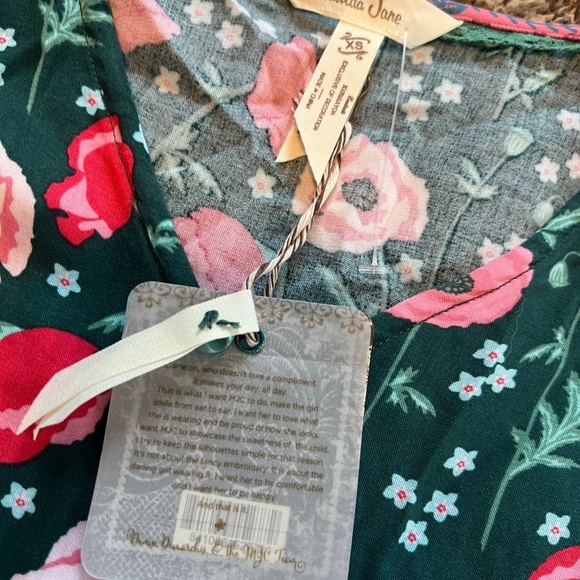 NWT Matilda Jane Womens Yesteryear Green Pink Floral Tunic Blouse Top size XS - Picture 2 of 3